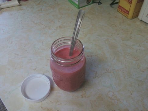 Cran-Strawberry Oatmeal Smoothie