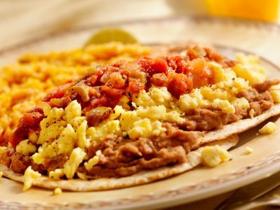 Scrambled Eggs with Black Beans and Salsa
