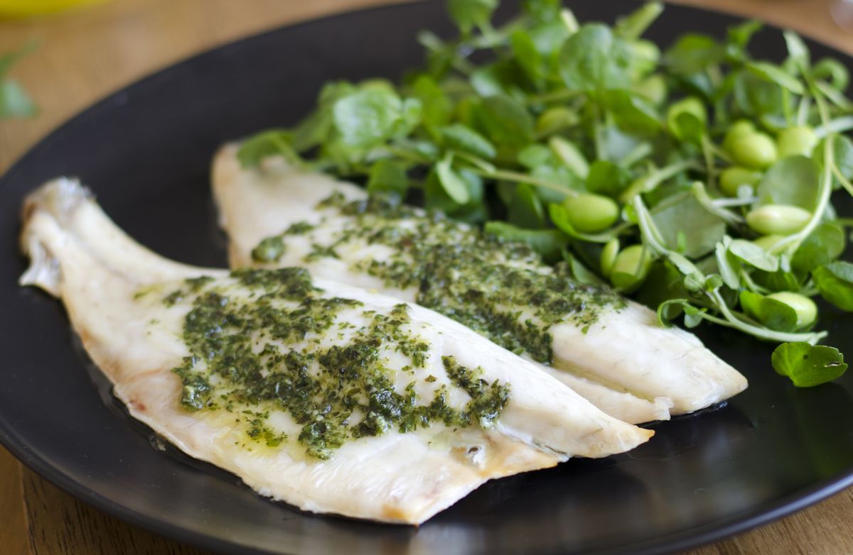 15-Minute Fish with Parsley Pesto