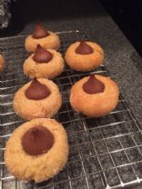 Protein kiss peanut butter blossom cookies