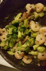 Shrimp and broccoli