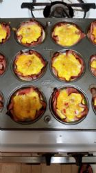 Baked Ham and Scrambled Egg Cups