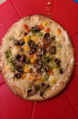 Cauliflower nondairy pizza