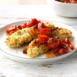 Chicken with Tomato Bacon Relish 