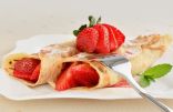 Fluffy Strawberry Crepes