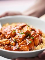 Holli's Slow Cooker Honey Sriracha Chicken