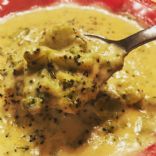 Instant Pot Low carb broccoli cheddar soup