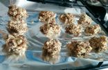 Mulberry & flaxseed energy balls