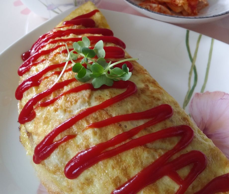 Omurice (Omelette Rice) Recipe | SparkRecipes