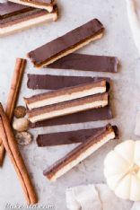 Paleo Pumpkin spice Twix Bars