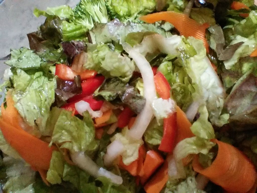 Red Leaf Salad Recipe | SparkRecipes