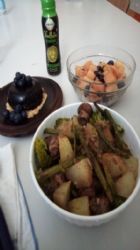 Roast potato, mushroom, broccoli and asparagus