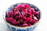 Sauteed red cabbage and Hemp seeds