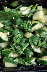 Spinach, feta and cucumber Greek Salad