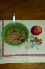 Steel Cut Oats with Cinnamon Fruit and Nuts