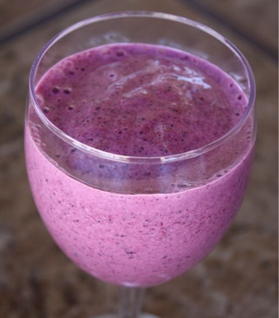 Strawberry blueberry smoothie Recipe | SparkRecipes