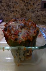 Stuffed bell pepper with spinach and lentils