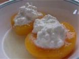 Low Fat Cottage Cheese and Peaches