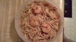 Shrimp linguine with tomatoes & parsley in wine sauce