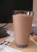Low-Fat Peanut Butter Cup Smoothie