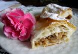 Delicious serbian apple pie (Pita savijača sa jabukama)