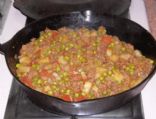Aloo Matar Keema (Ground beef curry with potatoes and peas)