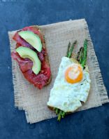 egg ham vegi sandwich