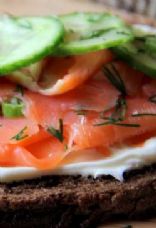 Smoked salmon on linseed rye bread