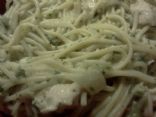spaghette pasta with, chicken, and broccoli in a creamy parmesan white sauce 417@2 1/2 cups
