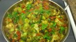 Vegan Tomatoe, Brocollli, Cauliflower, Spinach Stir Fry