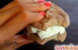 Healthy Banana 'Ice Cream' Cookie Sandwich