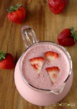 Ambrosia's Strawberry Lassi (Smoothie)