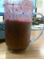 100 calorie Tangy Blueberry Strawberry smoothy