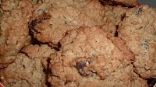 Duggar Daddy's Favorite Oatmeal Cookies with chocolate