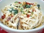 Chloe Cossarelli's vegan Fettuccine Alfredo