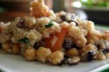 Quinoa with Chickpeas & Tomatoes