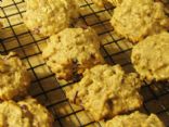 Thick Oatmeal Craisin Cookies
