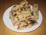 Chewy Granola Energy Bars with Dried Fruit