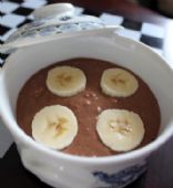 Chocolate Peanut Butter Overnight Oats Topped with Bananas