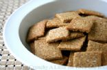 Cheddar & Flax Snack Crackers